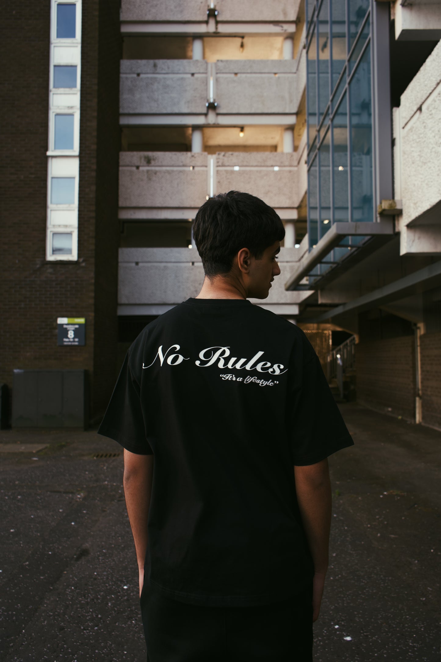 Pas De Régles Essential T-Shirt - Black